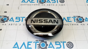 Nissan Altima 19- grille emblem