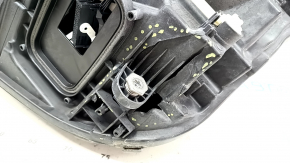 Mercedes W213 E 17-20 LED front right headlight, no unit, broken housing, broken mount