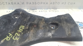 The front lower control arm trim, right, Volkswagen ID.4 23-25, is worn out.