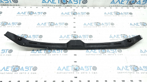 Central bonnet seal Audi A4 B9 17-25