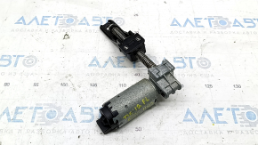 Motor for adjusting the lower cushion of the driver's seat VW Tiguan 09-17 rear