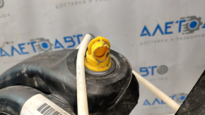 VW Tiguan 09-18 fuel tank with broken spouts