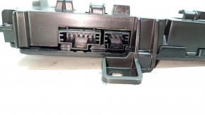 Wireless charger for Mercedes W213 E 17-20