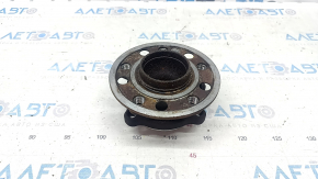 Front left hub Mercedes W213 E 17-23 RWD