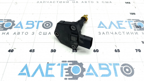 BMW X3 F25 13-17 2.0T Engine Oil Level Sensor