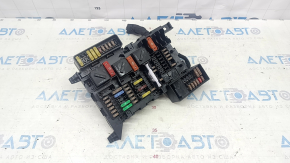 BMW i3 14-18 dashboard fuse box