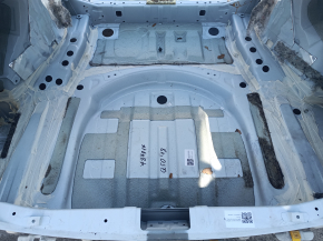 Infiniti Q50 14-20 trunk tray on the body