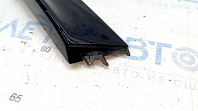 Left side trunk door trim for Audi Q3 8U 15-18 along glass, gloss black, broken fastener
