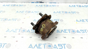 Infiniti Q50 14-24 rear left hub rusty