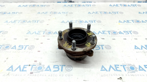 Front right hub for Infiniti Q50 14-24 RWD, rusty
