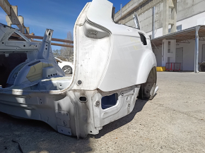 Audi Q7 4L 10-15 rear right quarter wing, white