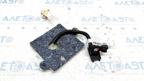 Audi Q3 8U 15-18 passenger presence sensor without airbag