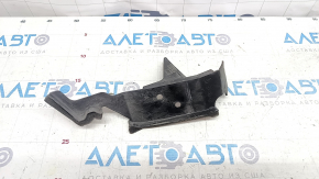 Left radiator deflector for Infiniti Q50 18-20 3.0T, upper