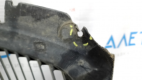 Front right fender liner, front part of BMW X3 F25 11-17, torn fastener
