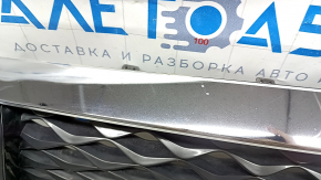 Infiniti Q50 18-20 grille with badge, sand