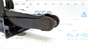 Audi Q3 8U jack 16-18 corrosion
