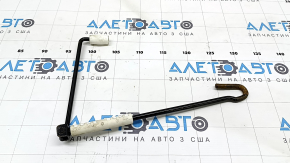 Audi Q3 8U 15-18 jack handle corrosion