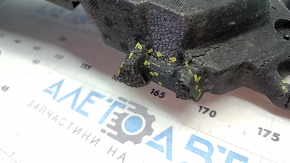 Chevrolet Bolt 17-21 front bumper absorber crack, missing fragment