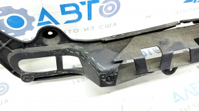 Jeep Compass 17-24 rear bumper center mount, cracks and breaks