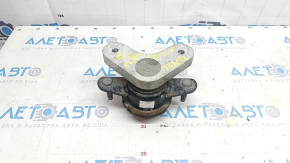 Infiniti Q50 16-20 3.0T RWD rear engine mount is cracked