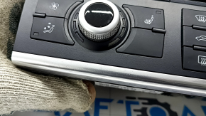 Audi Q7 4L 10-15 climate control with heated seats, scratches, blistered coating