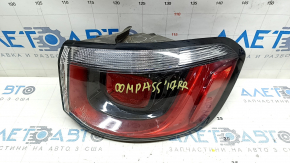 Jeep Compass 19-24 halogen right outer fender light, cracks in the glass