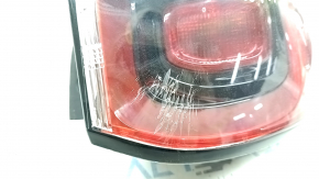 Jeep Compass 19-24 halogen right outer fender light, cracks in the glass