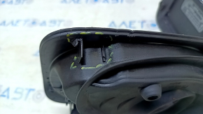 The fuel filler flap housing of the Audi Q3 8U 15-18 has a broken mount.
