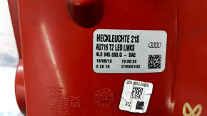 Left headlight of Audi Q7 4L 10-15 scratches