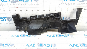 Left radiator deflector for Audi Q3 8U 16-18 cracked, broken mount