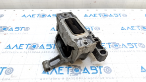 The right engine mount of the Audi Q3 8U 15-18 CCTA is cracked.