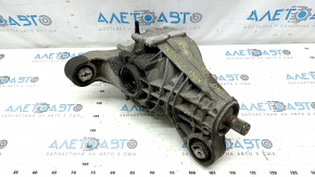 The rear differential gearbox of the Audi Q7 4L 10-15 3.0 TFSI has 2 cracked silent blocks.