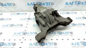 The rear differential gearbox of the Audi Q7 4L 10-15 3.0 TFSI has 2 cracked silent blocks.