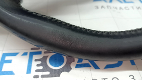 The steering wheel is bare, Audi Q7 4L 10-15, heated, black leather, no buttons, worn, scratches