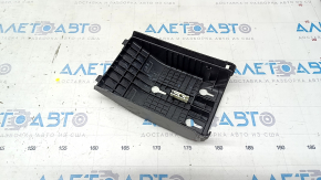 Volvo XC90 16-25 dashboard fuse box cover