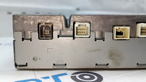 The navigation computer for the Lexus RX300 RX330 RX350 RX400h 04-09 is worn out.