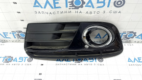 Lower grille of the front bumper left Audi Q5 8R 13-17 rest, matte + glossy chrome under fog lights, type 2, broken, sand