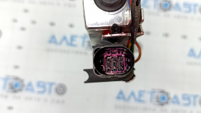 Right rear bumper light cracked on Audi Q5 8R 09-17