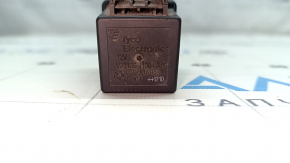 BMW 5 G30 Cooling Fan Relay 17-23 Type 2