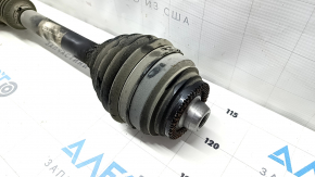 Front right axle shaft of BMW 5 G30 17-20 2.0T, 3.0T, 530e hybrid has a torn boot