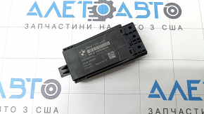 The rear seat heating control unit for BMW 5 G30 17-23 has a broken housing.