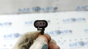 A chip for the foot-operated trunk lid opening sensor for BMW 5 G30 17-22 in the threshold