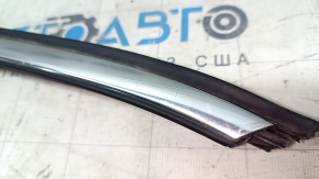 Upper front right door molding VW Passat b7 12-15 USA chrome with glass seal, minor scratches