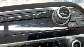 Climate control and radio control for a BMW 5 G30 17-22 auto, dual zone, scratches