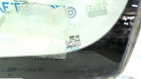 Hyundai Sonata 11-15 windshield sand, scratches