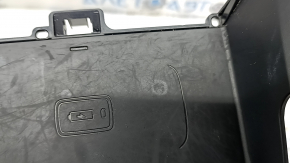 BMW 5 G30 17-23 Wireless Charging Module Assembly, nicks, scratches