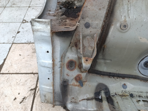 Toyota Camry v40 rear left quarter wing sawed off, silver, rusty, dented