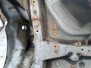 Toyota Camry v40 rear left quarter wing sawed off, silver, rusty, dented