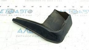 The rear left mudguard of a Honda Accord 18-22 is worn out.