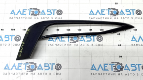 Right fog light frame for BMW 5 G30 17-20, gloss black, scratches